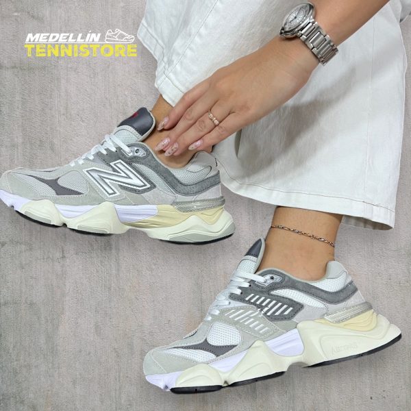 New Balance 9060 II- mujer