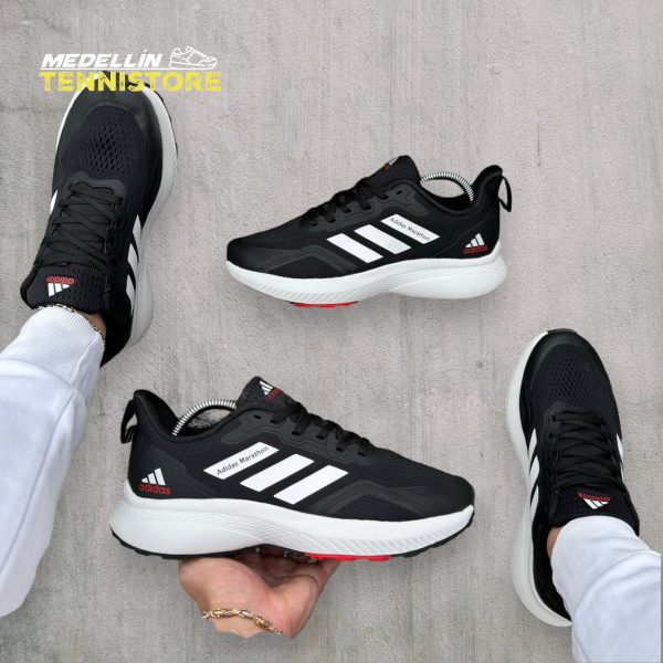 Adidas  Marathon- hombre