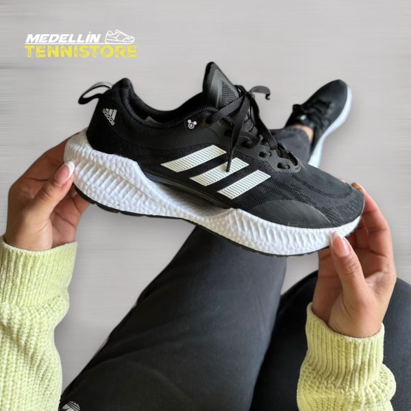 Adidas Mickey Mouse – hombre