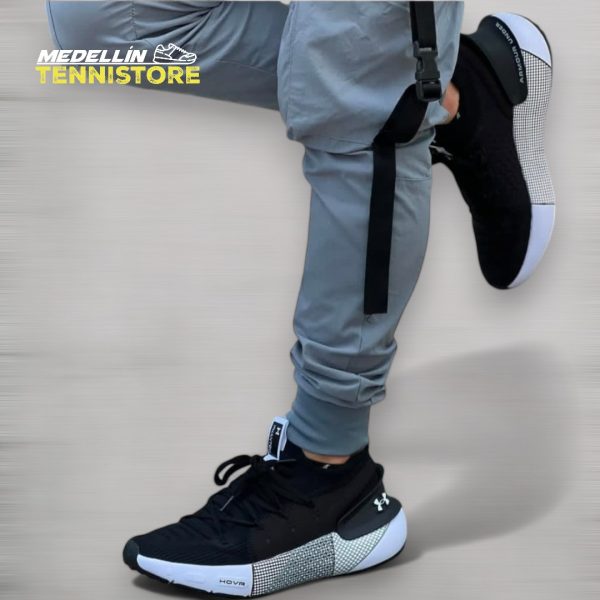 Under Armour  – hombre