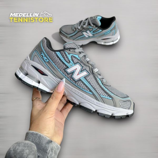 New Balance 740- mujer