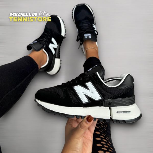 New Balance 1300- mujer