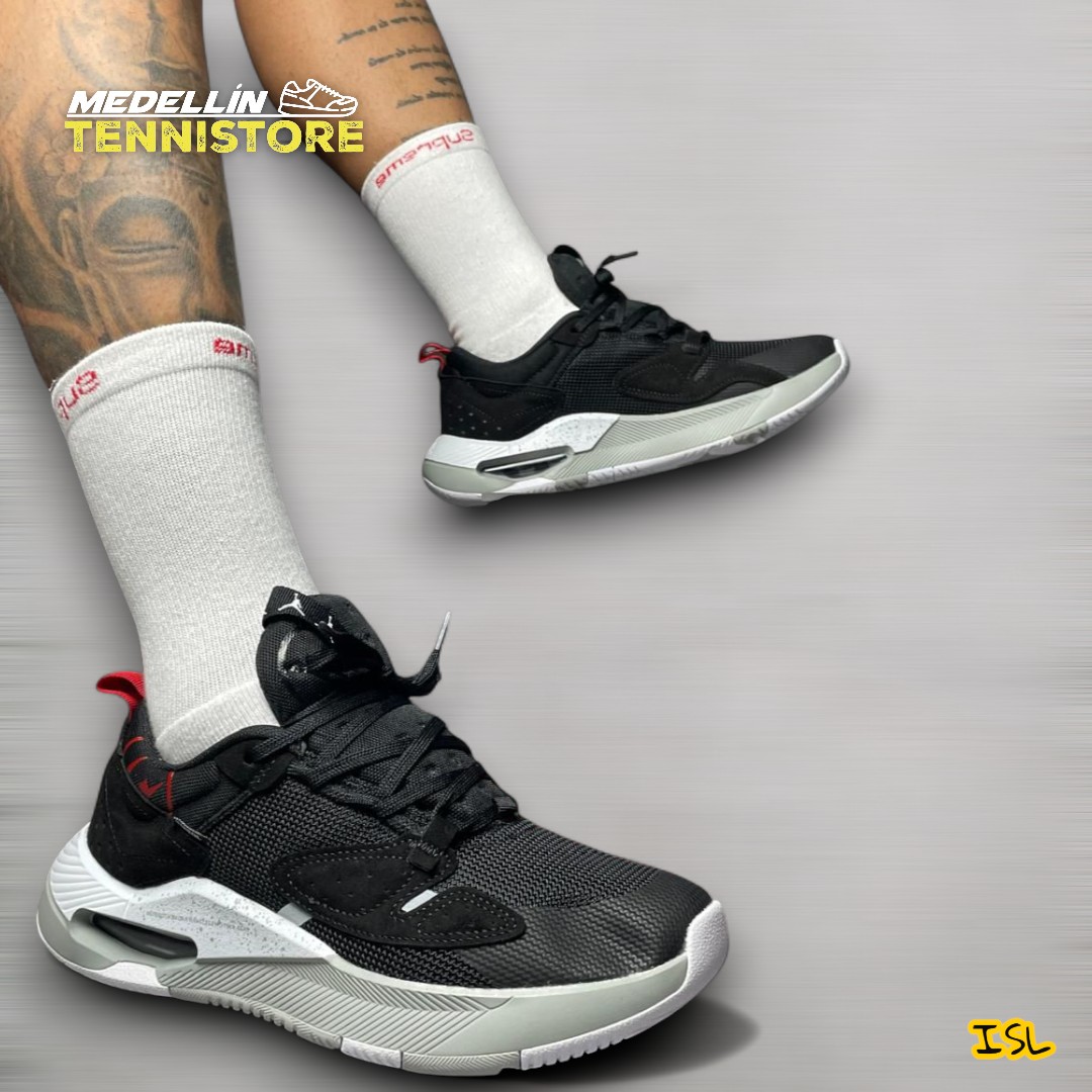 Jordan Cadence- hombre