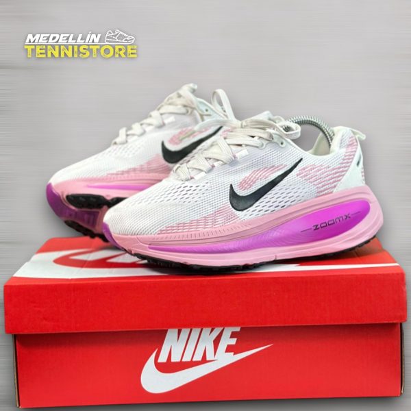 Nike Vomero 18 – mujer