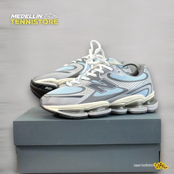 New Balance 2000- mujer