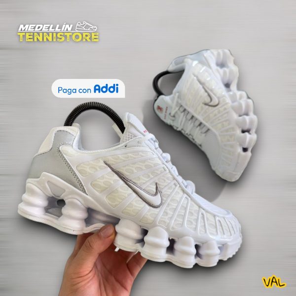 Nike Shox Gusano- mujer