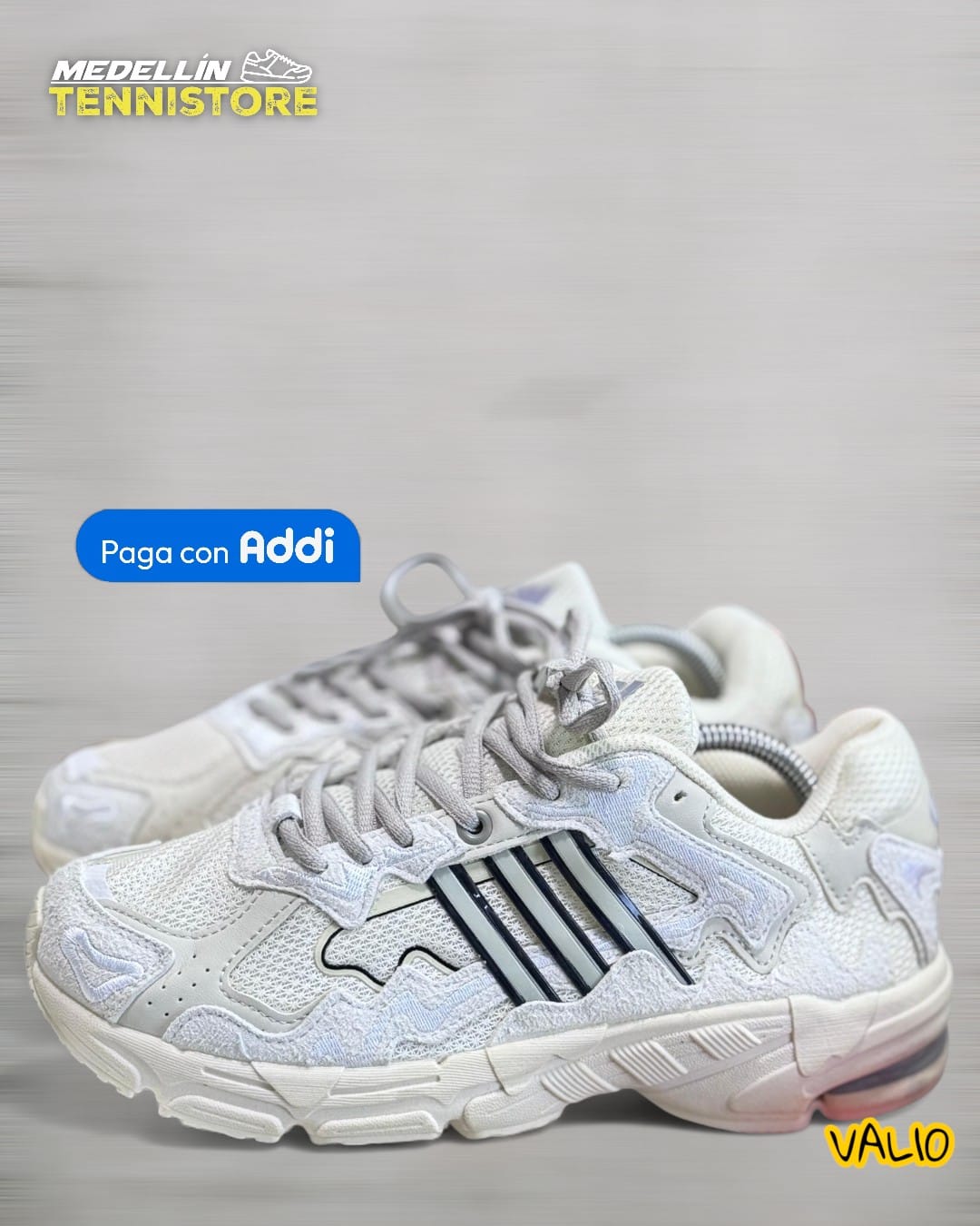 Adidas Bad Bunny - hombre - Imagen 2