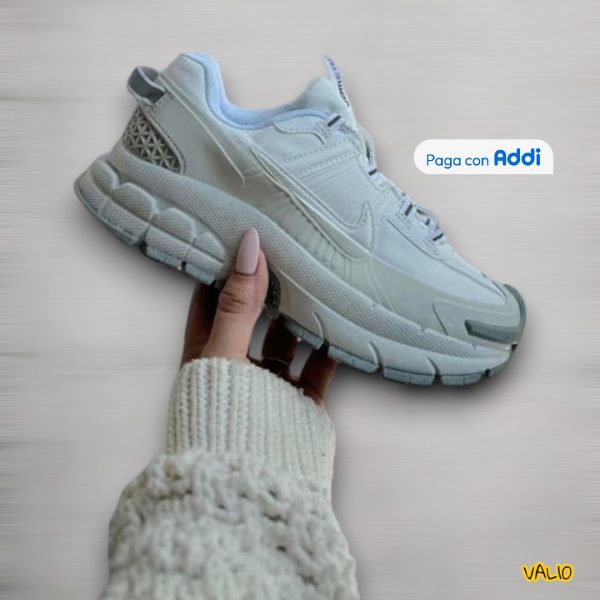 Nike Vomero 5 Foam- mujer