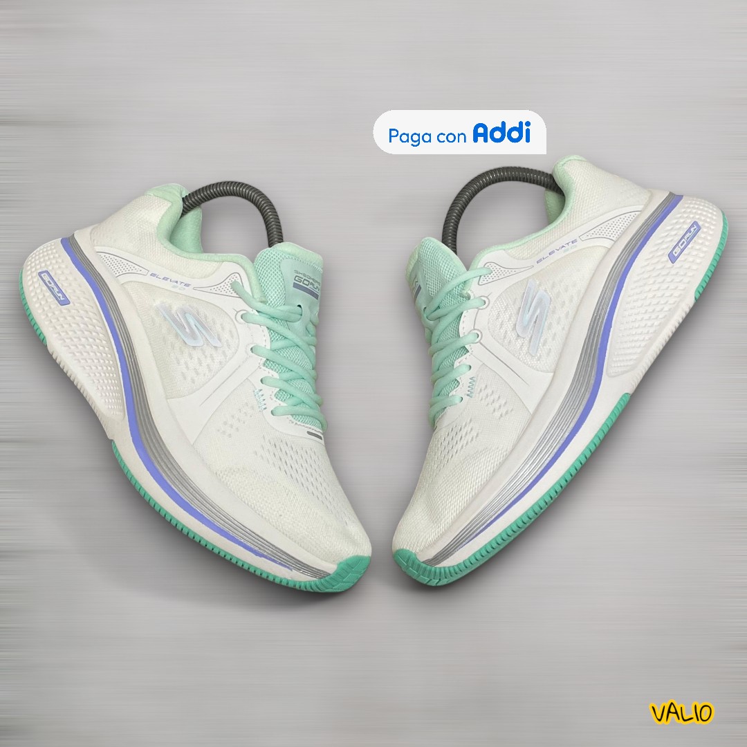 Tenis Skechers mujer calidad importada 1.1, diseño urbano, cómodo y versátil.