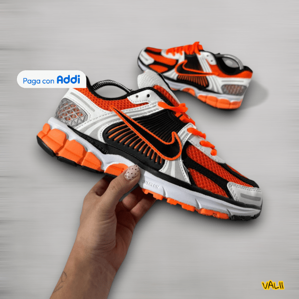 Nike Vomero 5   Hombre