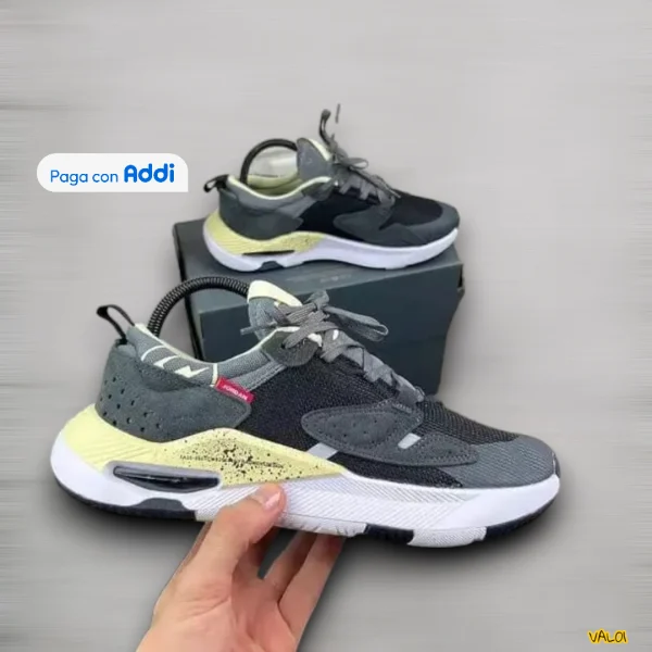 Jordan Cadence- hombre