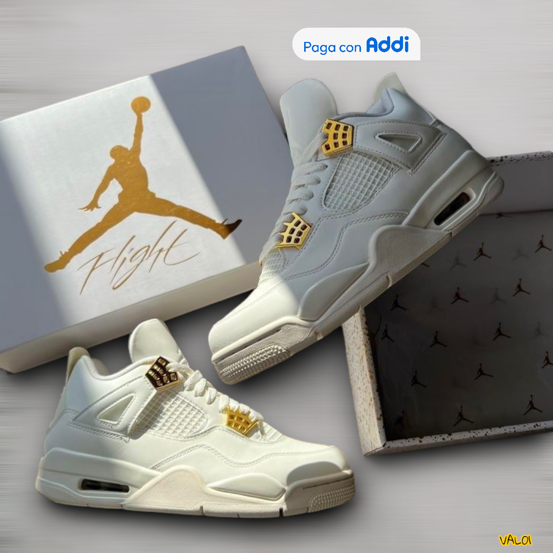 Jordan Retro 4 tenis lifestyle para hombre blanco con detalles dorados