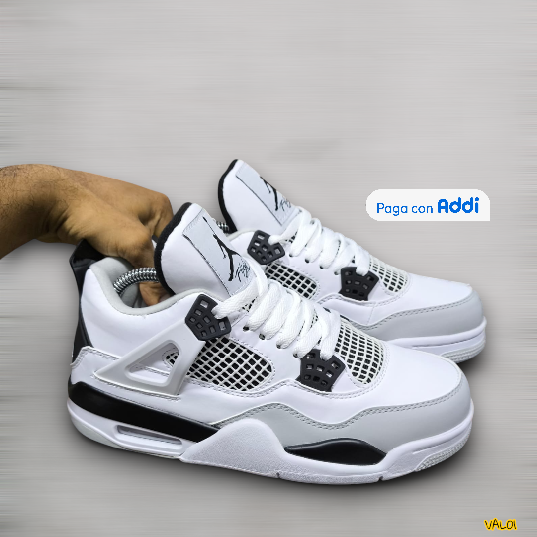 Tenis Jordan Retro 4 blanco negro diseño clásico urbano