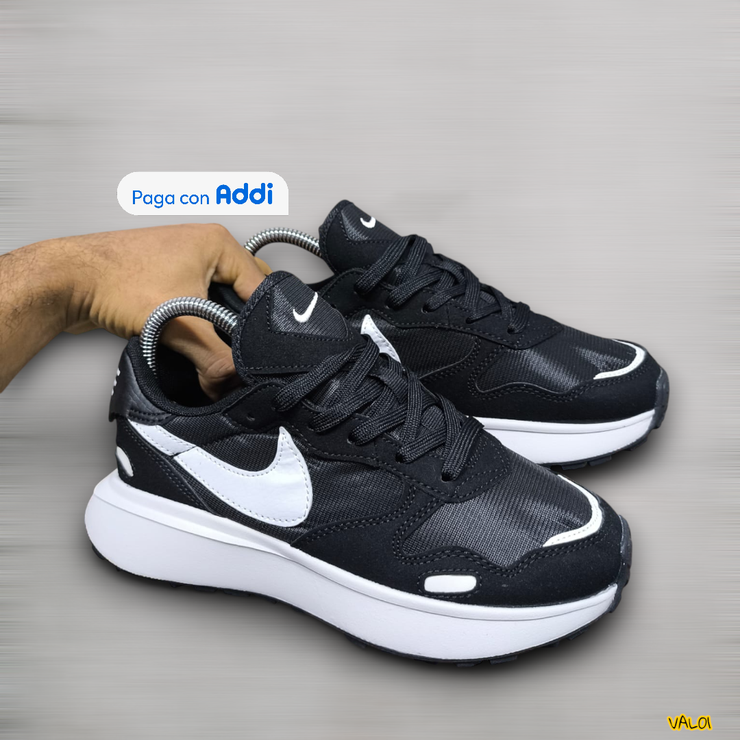 Nike International tenis deportivos hombre negro blanco estilo retro urbano