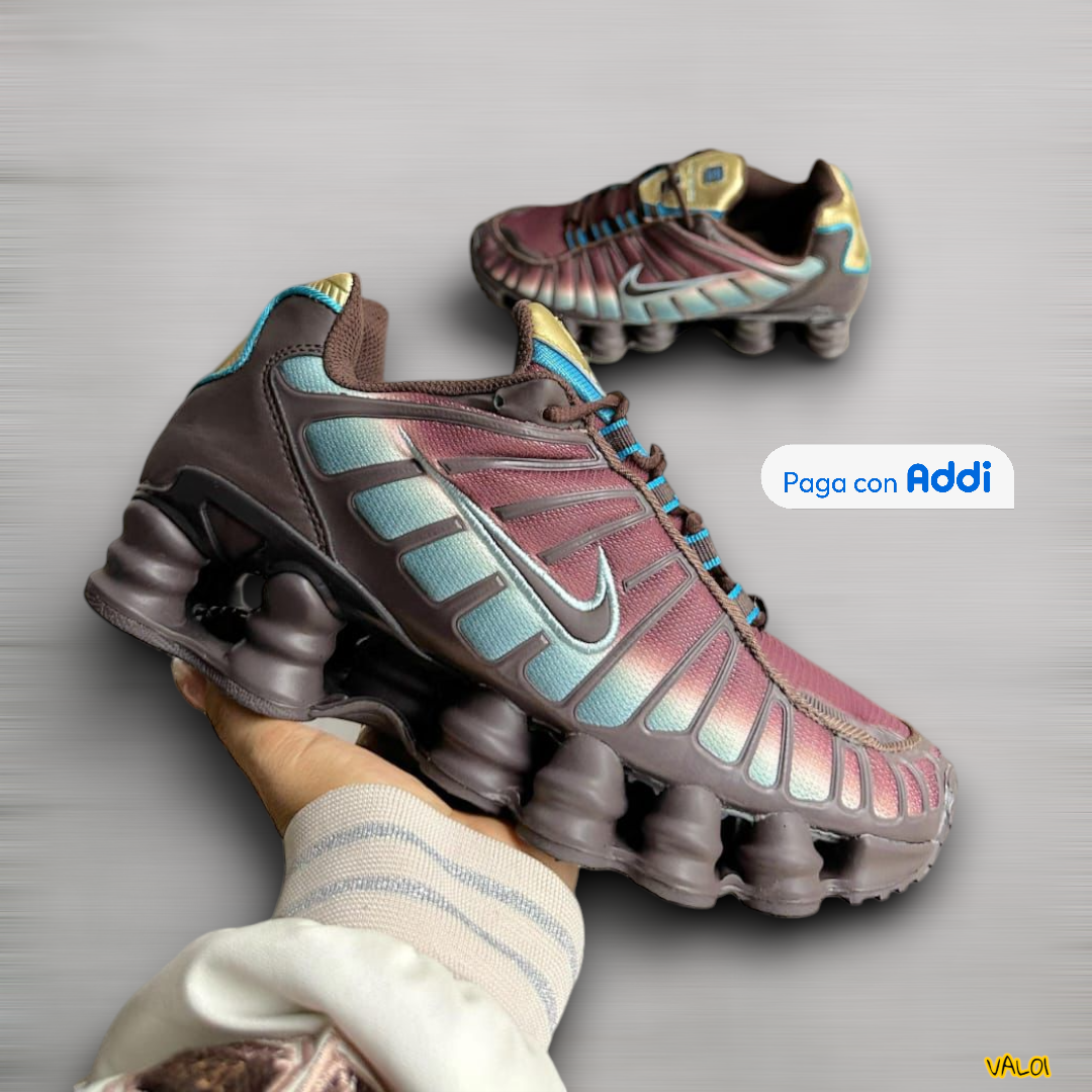 Nike Shox Gusano diseño urbano café con azul