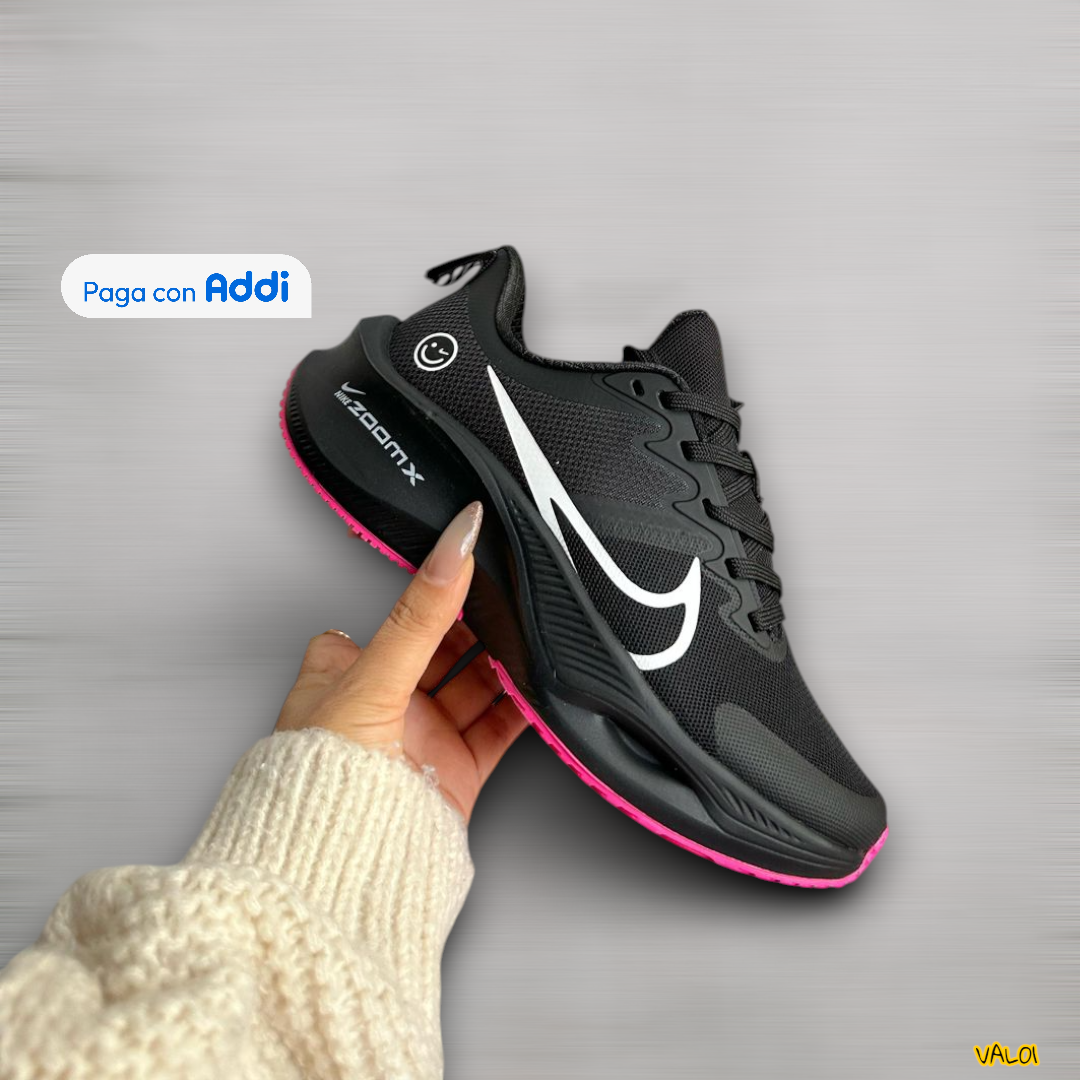 Tenis Nike Zoom Happy calidad importada 1.1 con acabados premium y amortiguación cómoda.