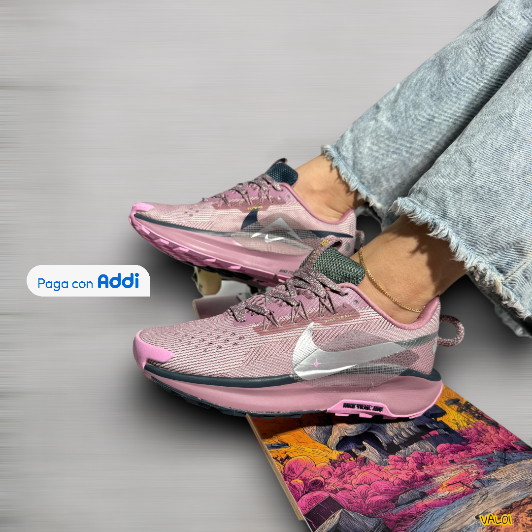 Nike Zoom Trail tenis modernos rosado plateado