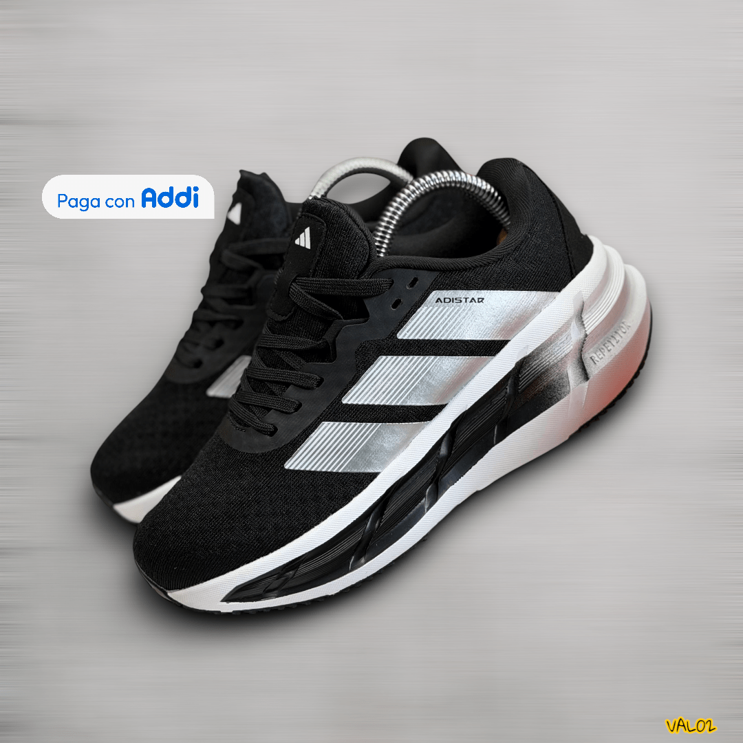 Tenis Adidas Adistar negro plateado blanco combinación deportiva premium