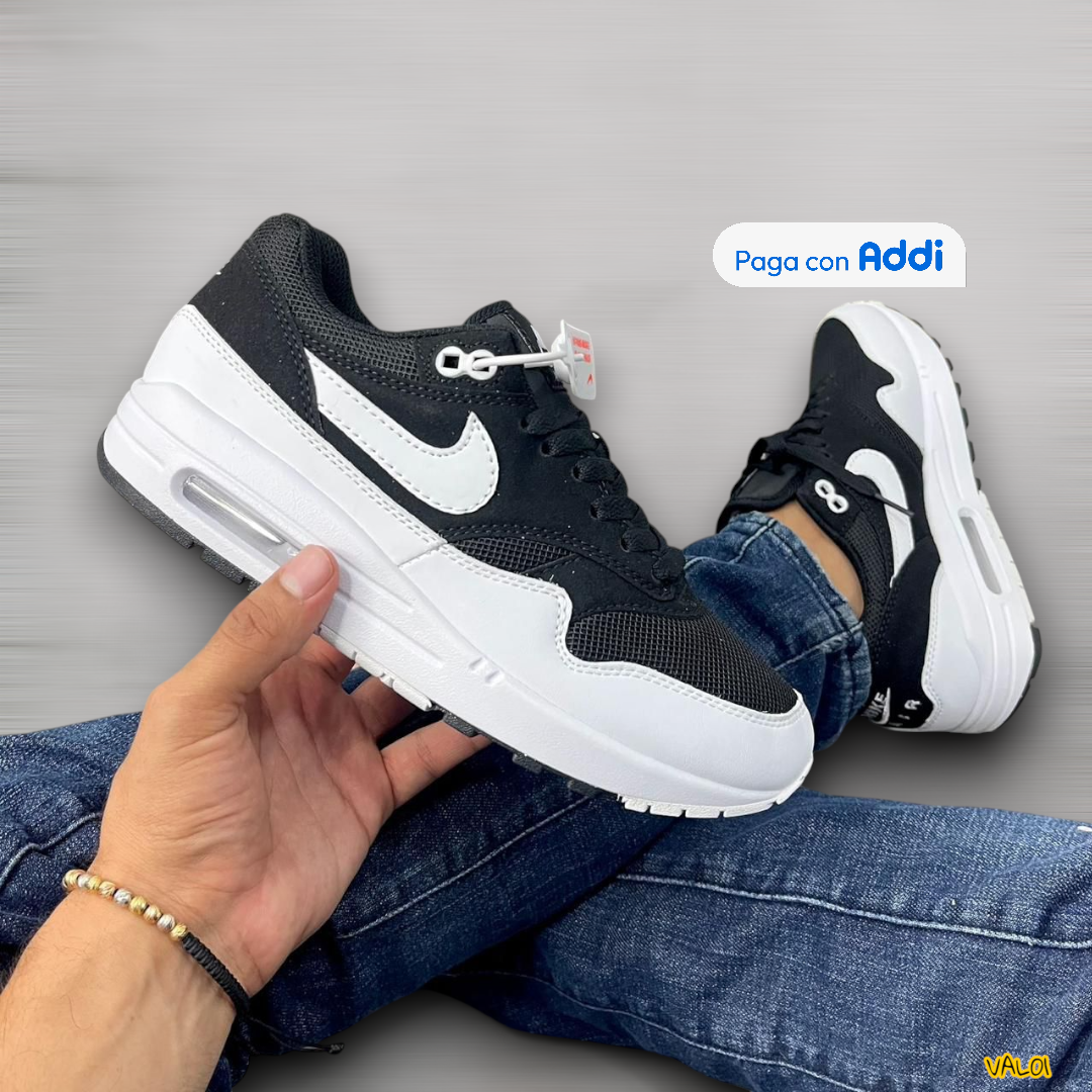 Nike Air Max calzado deportivo hombre blanco negro diseño urbano