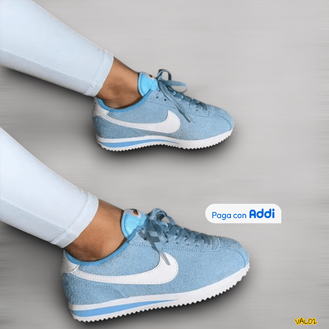 Tenis Nike Cortez azul diseño clásico deportivo