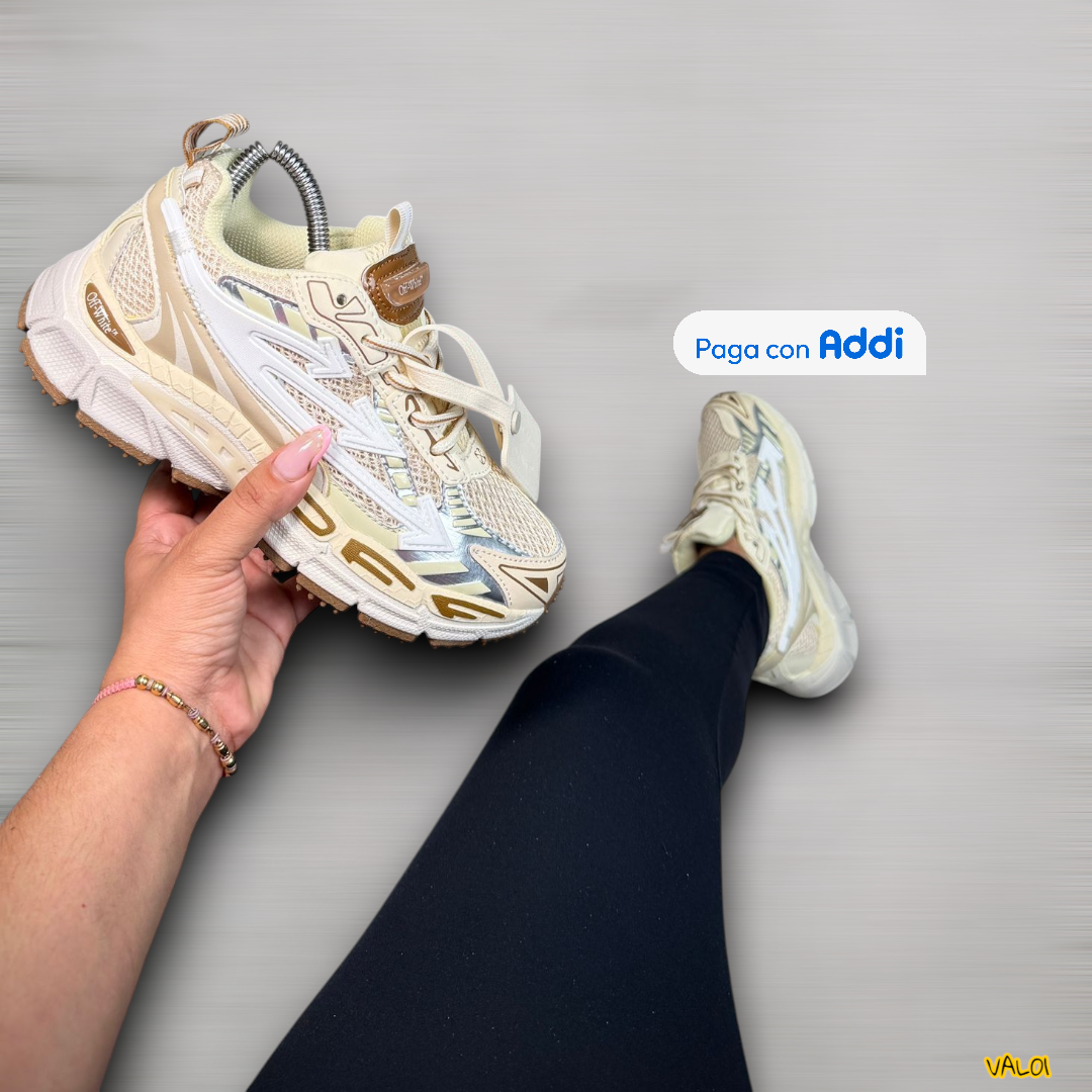 Off White calzado urbano dorado diseño fashion