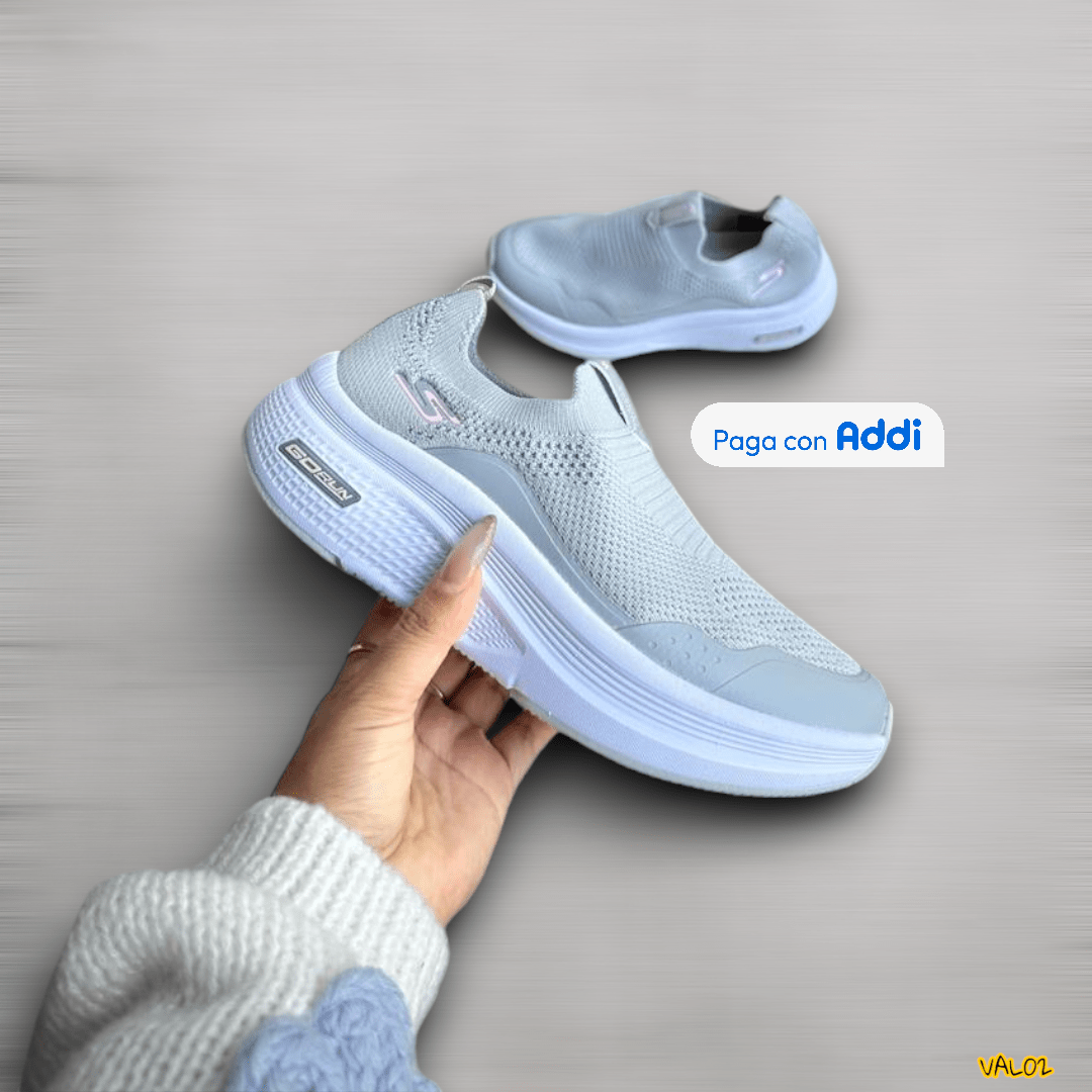 Tenis Skechers Tubular gris estilo cómodo y versátil