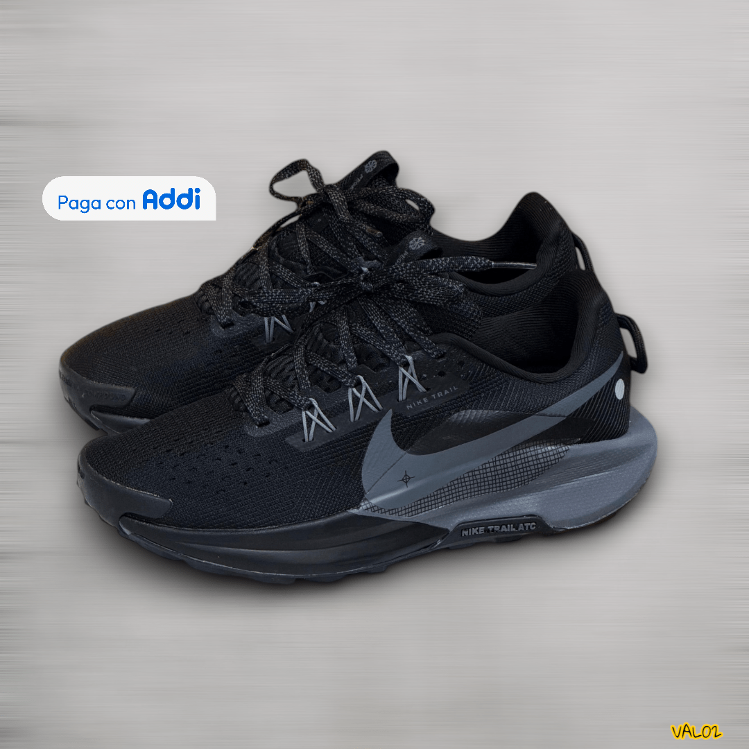 Tenis Nike Zoom Pegasus Trail negro gris diseño trail running resistente