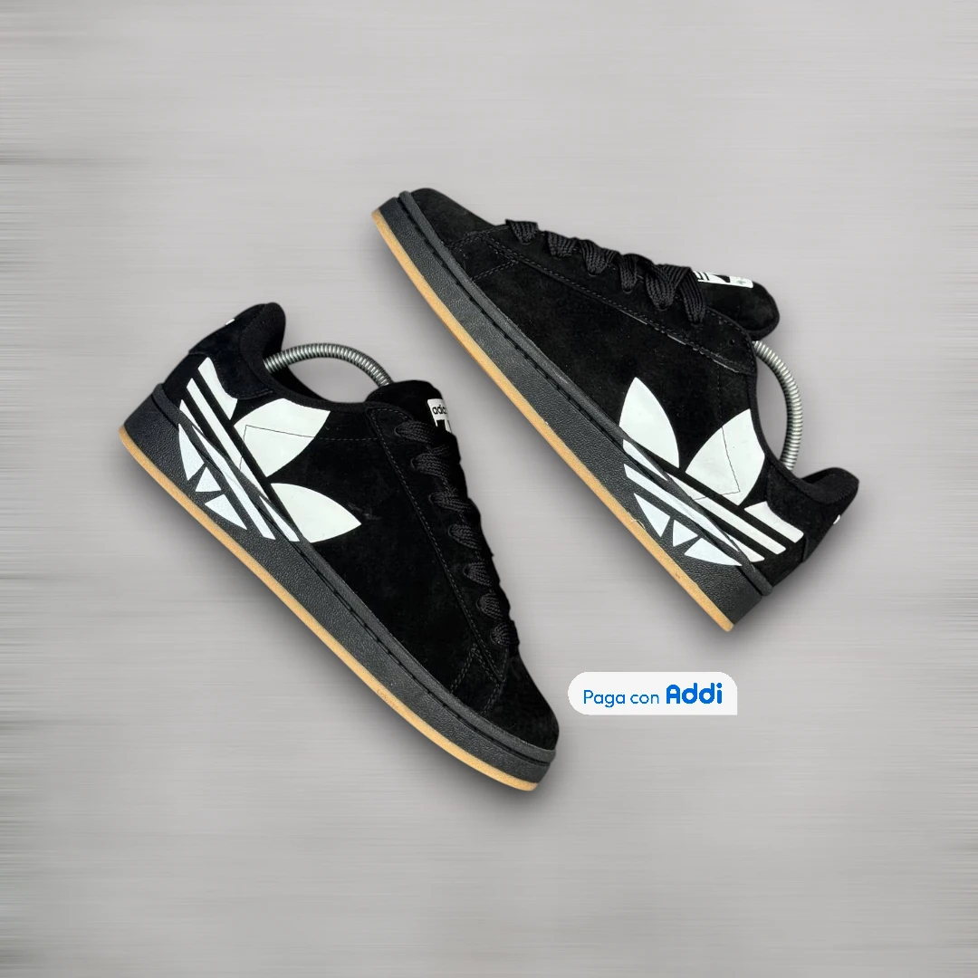 Tenis Adidas Campus negro blanco estilo streetwear casual para uso diario con suela cómoda