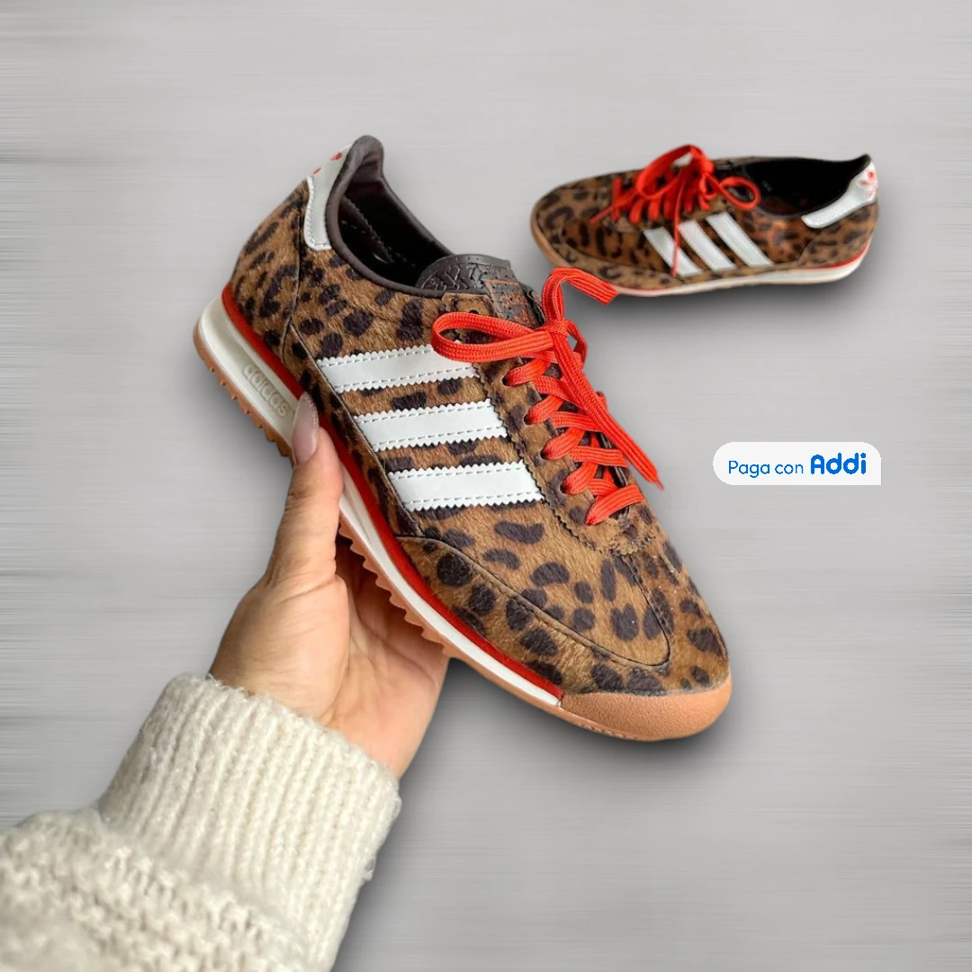 Tenis casuales Adidas SL 72 animal print naranja para mujer con estilo retro urbano