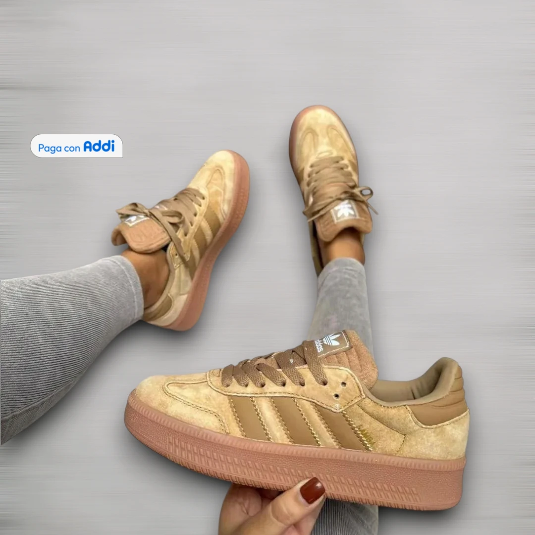 Tenis Adidas Samba Plataforma mujer café estilo retro casual, con plataforma moderna, tonos versátiles y confort al caminar