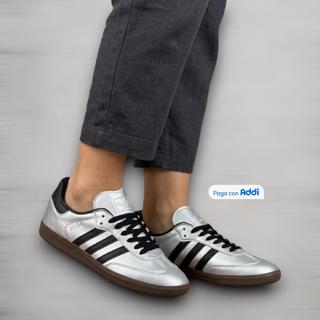 Tenis Adidas Samba mujer plateado estilo casual urbano con diseño retro y comodidad diaria