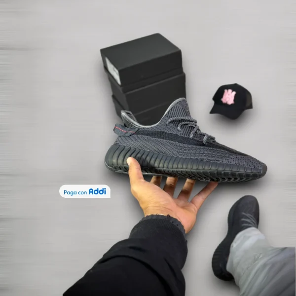 Adidas Yeezy 350- hombre