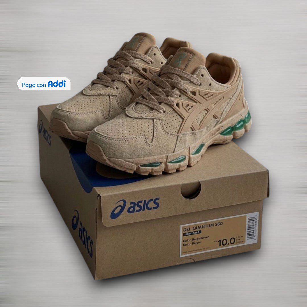 Tenis Asics Kayano 21 calidad 1.1 en combinación café con verde, ideales para looks urbanos y casuales. Incorporan suela cómoda, acabados importados premium y diseño versátil para uso diario.