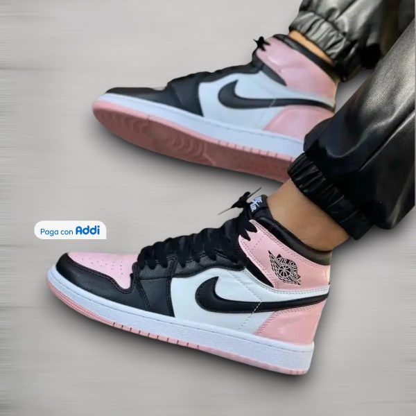 Bota Jordan Retro 1- mujer