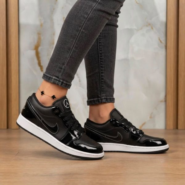 Jordan Retro 1 Low- mujer