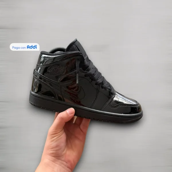 Jordan Bota Retro 1- hombre