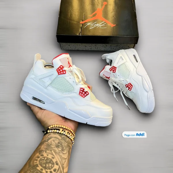 Bota Jordan Retro 4- mujer