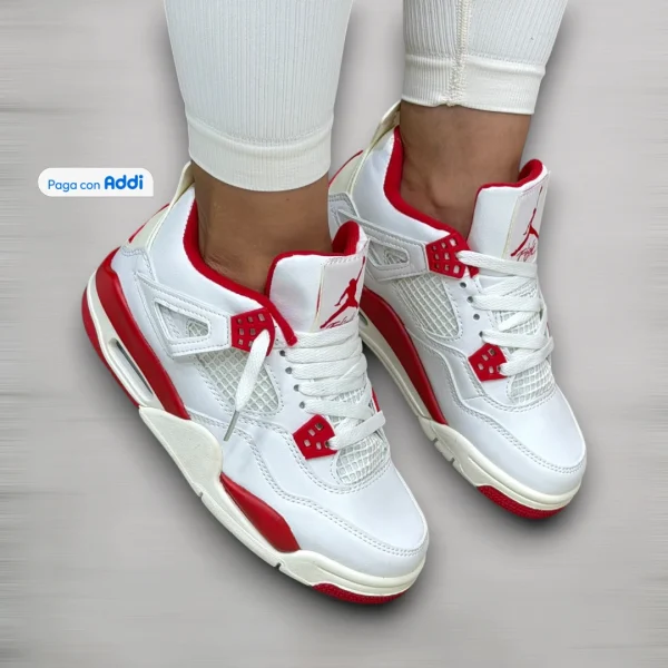 Jordan Retro 4- Mujer