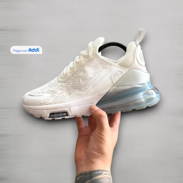 Nike Air Zoom 270- mujer