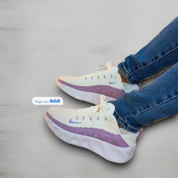 Nike Ava Rover- mujer
