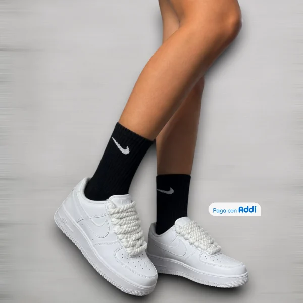 Nike Air Force 1 (AF1)- mujer
