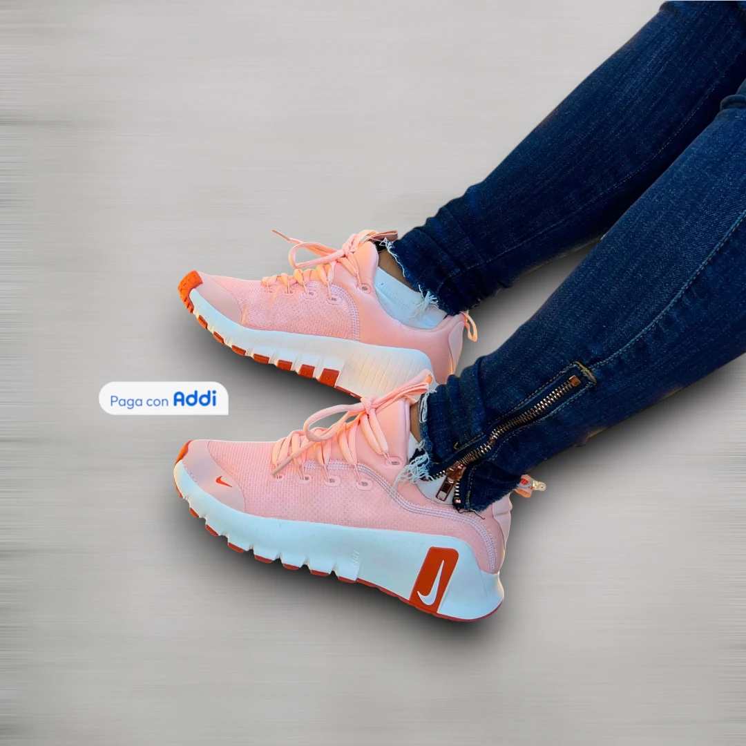Tenis Nike Metcon mujer rosado para entrenamiento funcional, gimnasio y cross training con máxima estabilidad