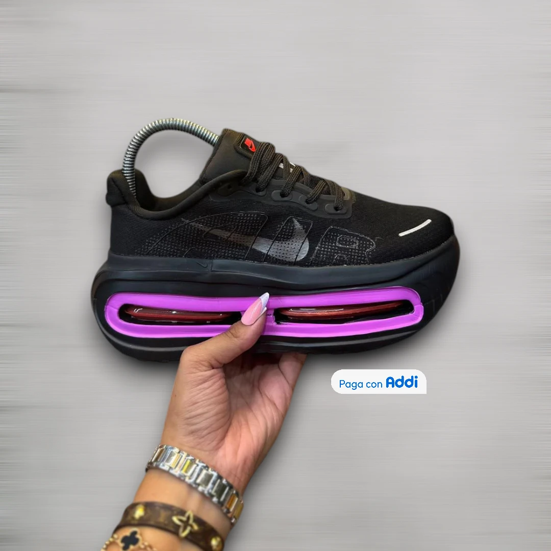 Tenis Nike Run negro rosa para running y caminatas con comodidad superior y amortiguación reactiva