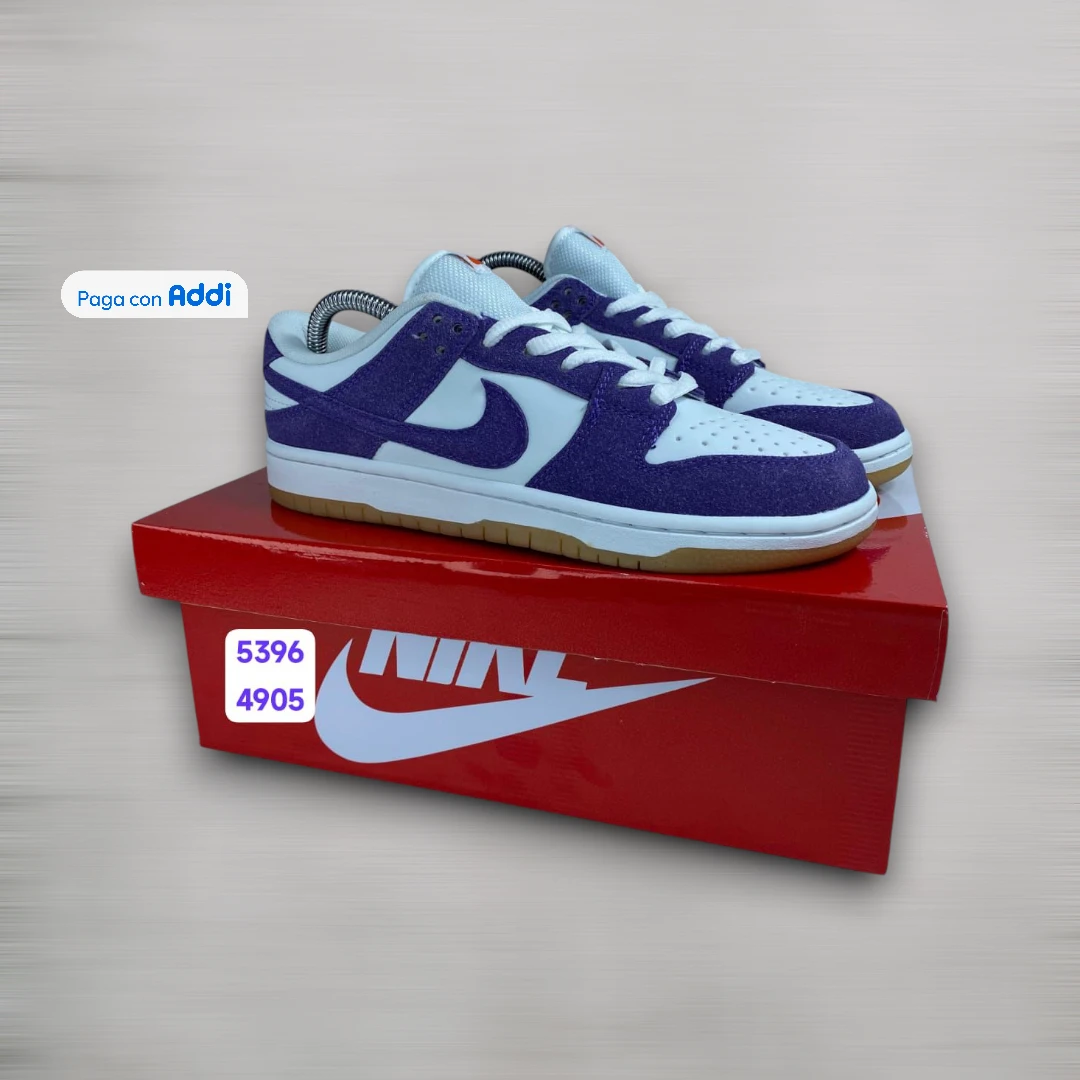 Tenis Nike SB blanco morado estilo skate casual para caminar con comodidad y diseño moderno