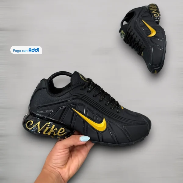 Nike Shox R4- hombre