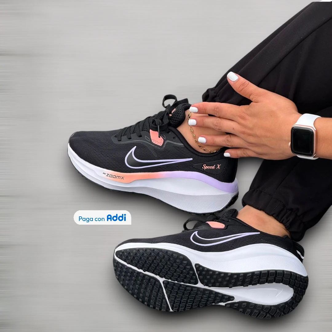 Tenis Nike Speed X mujer negro blanco estilo running con comodidad premium para entrenamiento diario