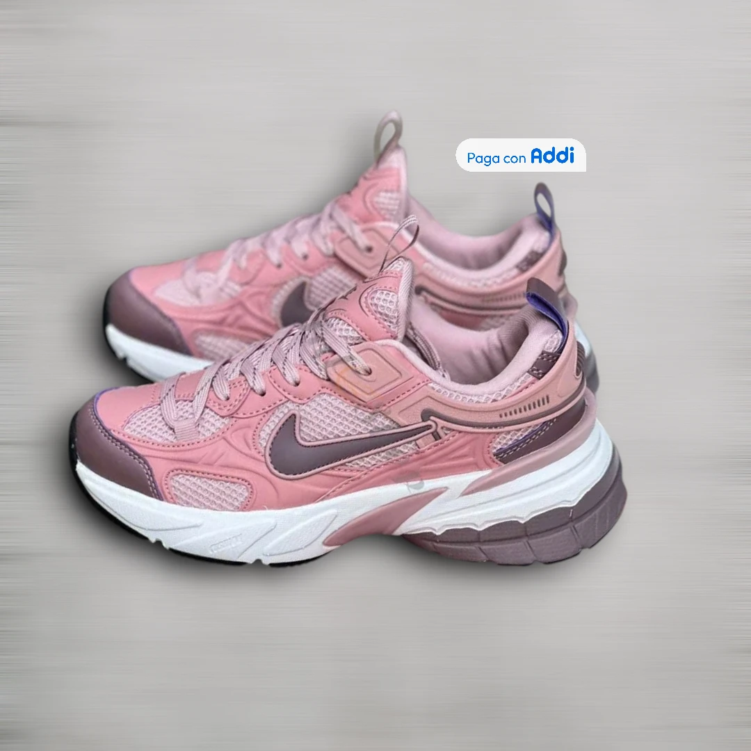 Tenis Nike V5 mujer rosado estilo running para caminar con amortiguación y diseño deportivo moderno