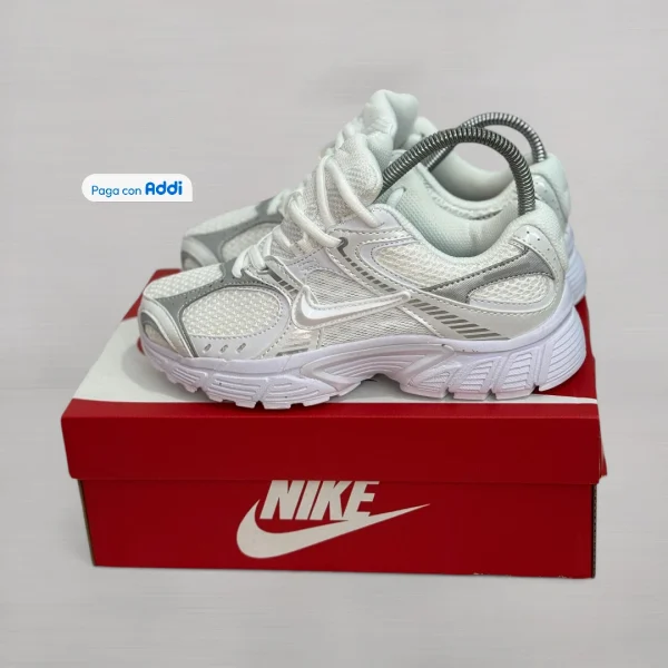 Nike Run Vomero- mujer