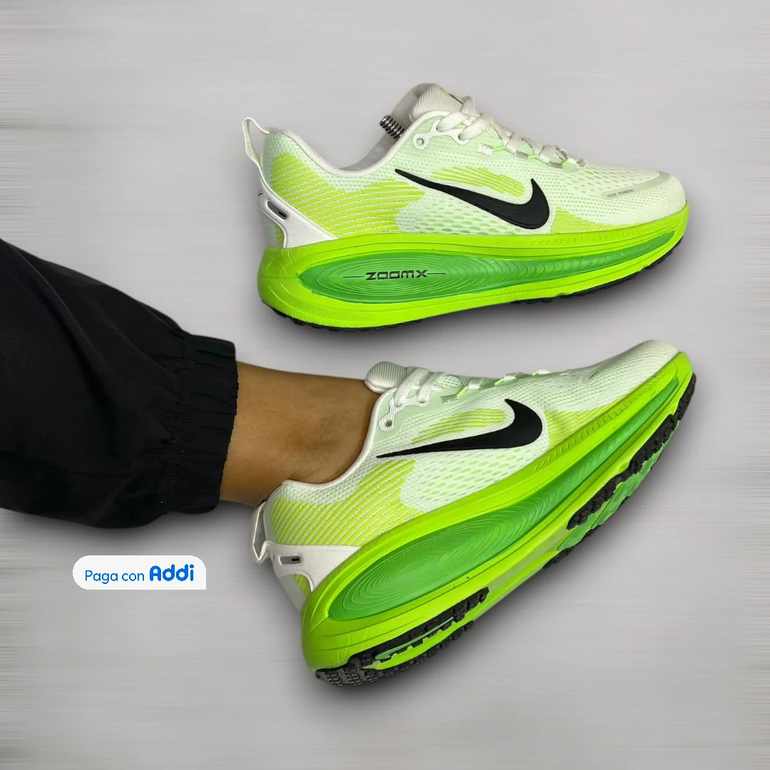 Tenis Nike Vomero 18 verde negro para running y uso diario con amortiguación reactiva y diseño moderno