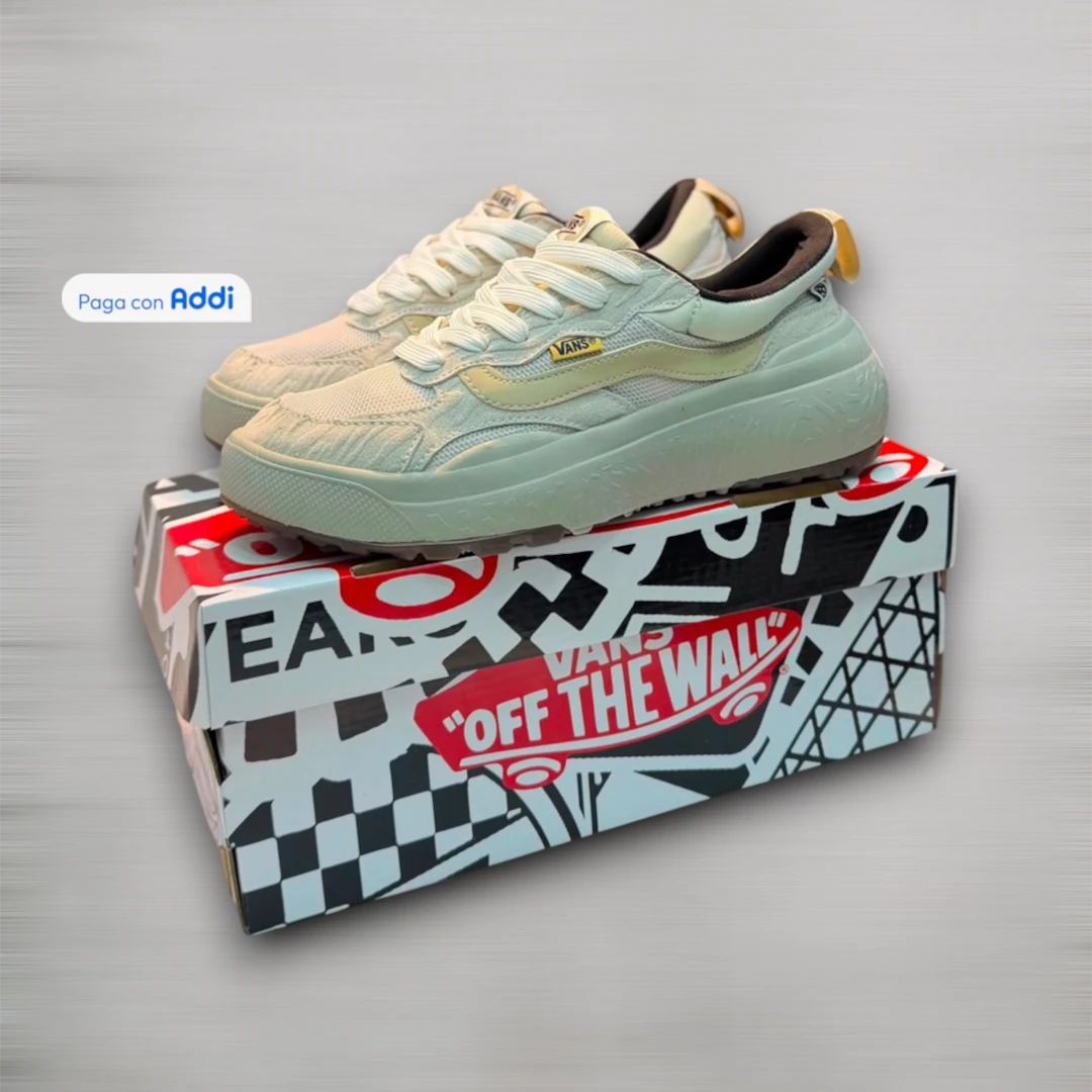 Tenis Vans hombre beige estilo casual para caminar con diseño clásico